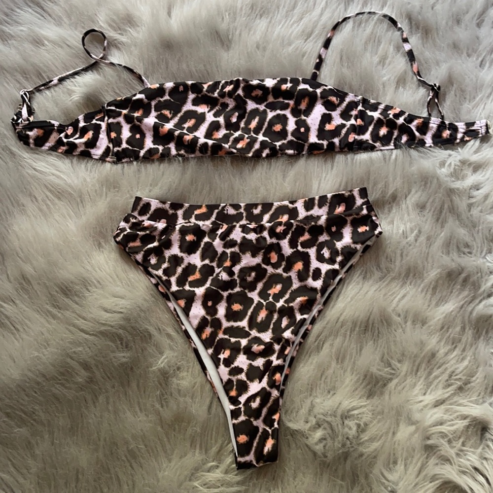 High waisted bikini
